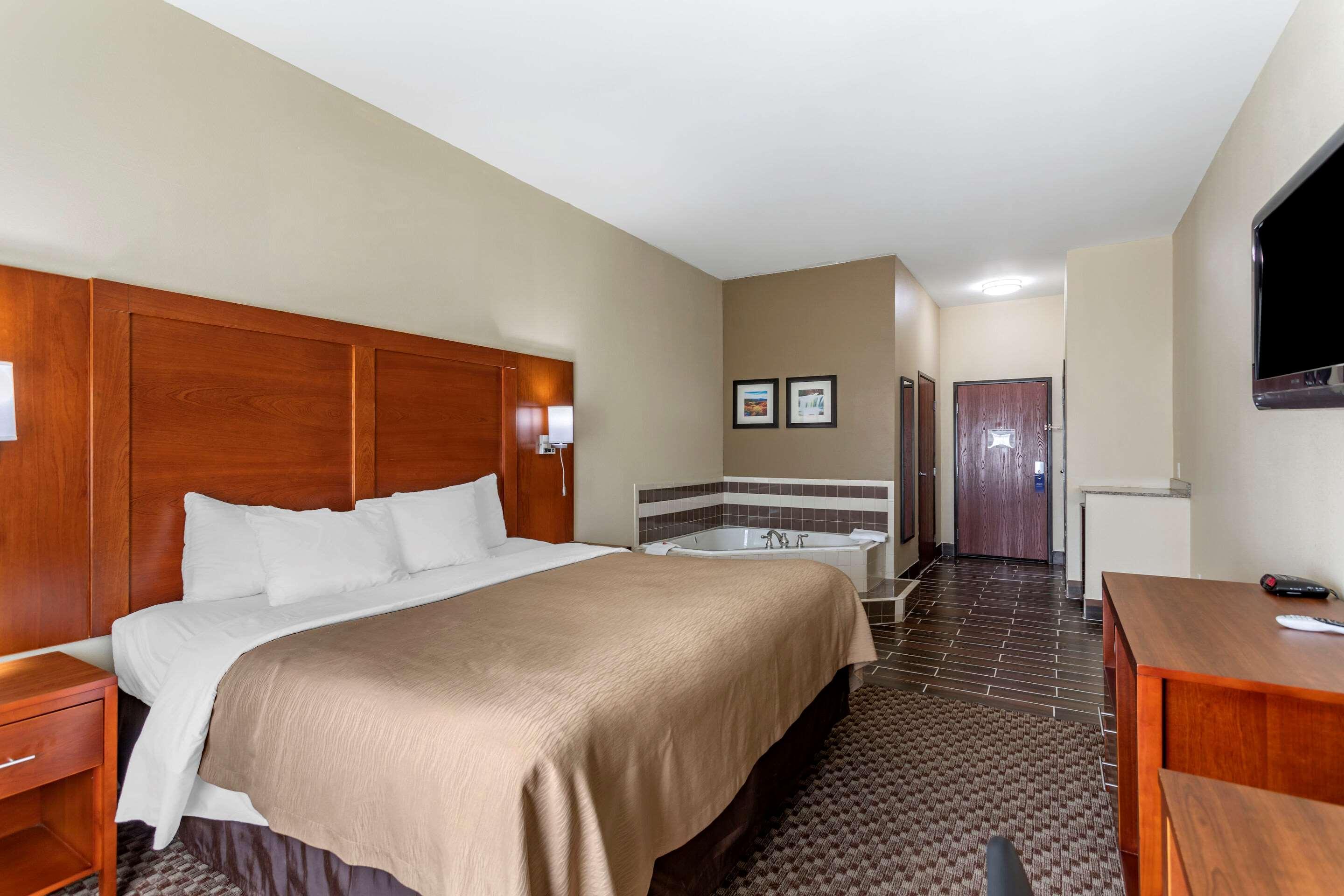 Comfort Inn & Suites Carbondale University Area Экстерьер фото