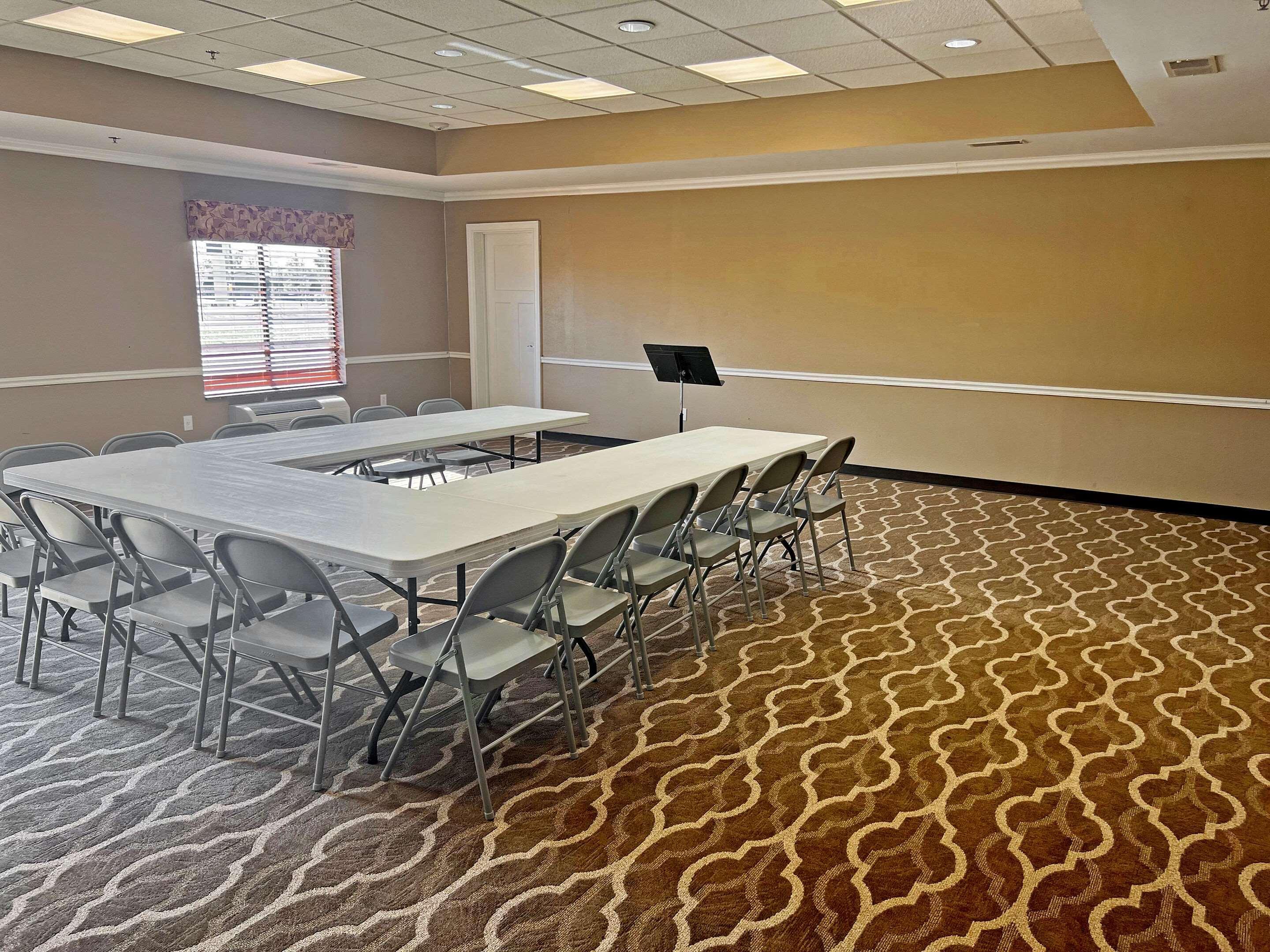 Comfort Inn & Suites Carbondale University Area Экстерьер фото